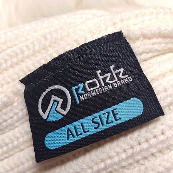 Rokk Norway Cable Faux Fur Hat - Picture 10 of 14